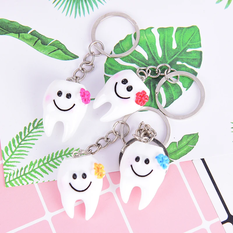 

2pcs/set Lovely Cartoon Dental Simulation Tooth Pendant Keychain Women Girls Bag Hanging Accessories Gift New