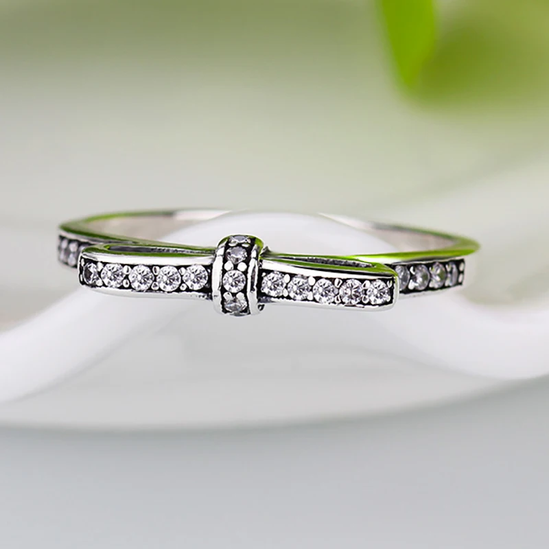 Новая мода Серебряный цвет сверкающий милый бант Штабелируемый бренд кольцо микро Pave CZ для женщин Свадебные украшения подарок
