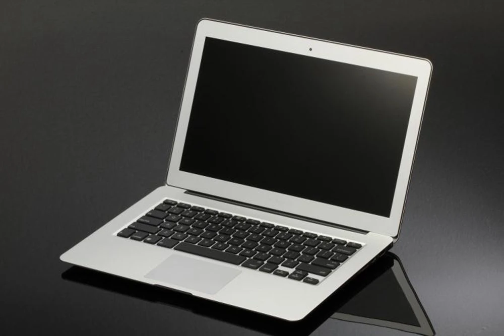 Aluminium Alloy Intel Core I5 UltraBook Laptop Computer 8GB RAM & 256GB SSD WIFI HDMI Bluetooth HD4400 Graphics Card Windows 7/8