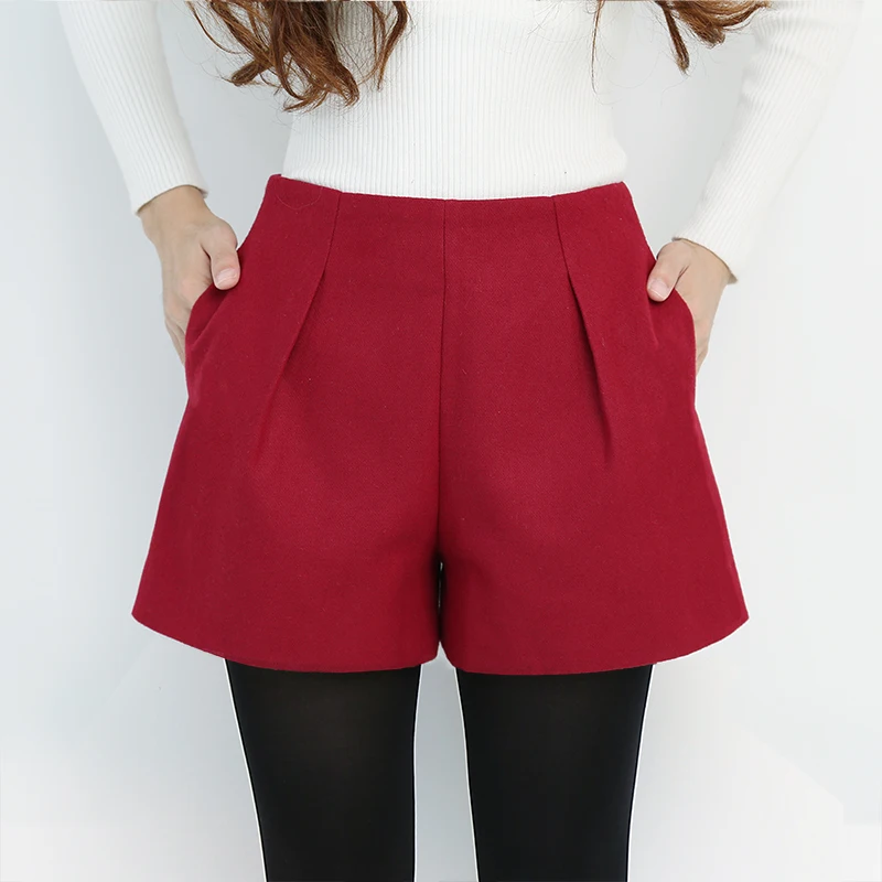 

New Autumn Winter Fashion High Waist Faux Woolen Shorts Women Vintage Zipper Fly Warm Thick Shorts Loose Slim Flare Shorts Mw419