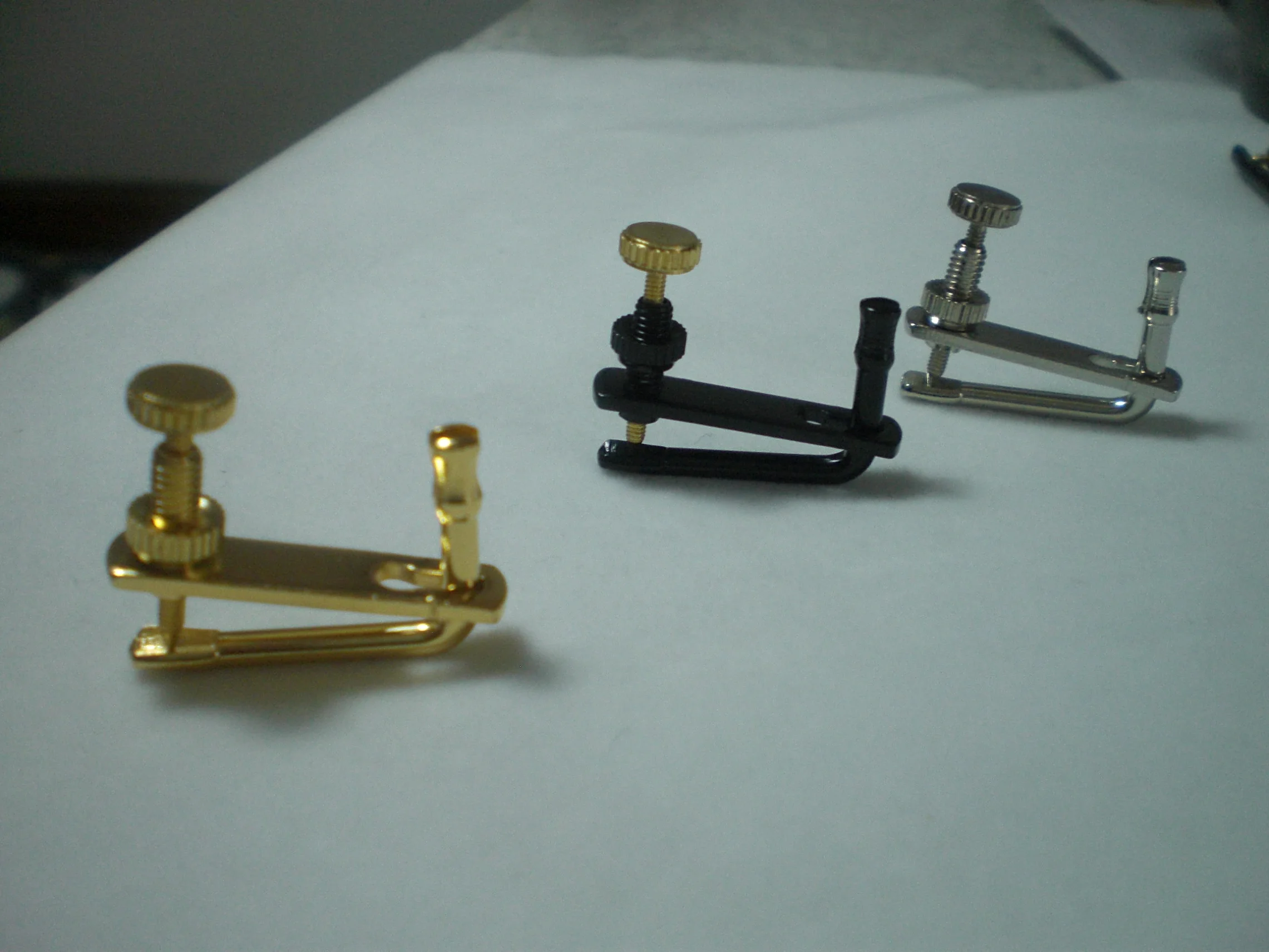 

12 PCs Violin Fine tuners 4/4 in three colors and each color 4 pieces