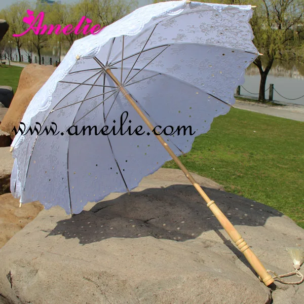 

Excellent Embroidery Victorian Sun Umbrella,White Lace Parasol