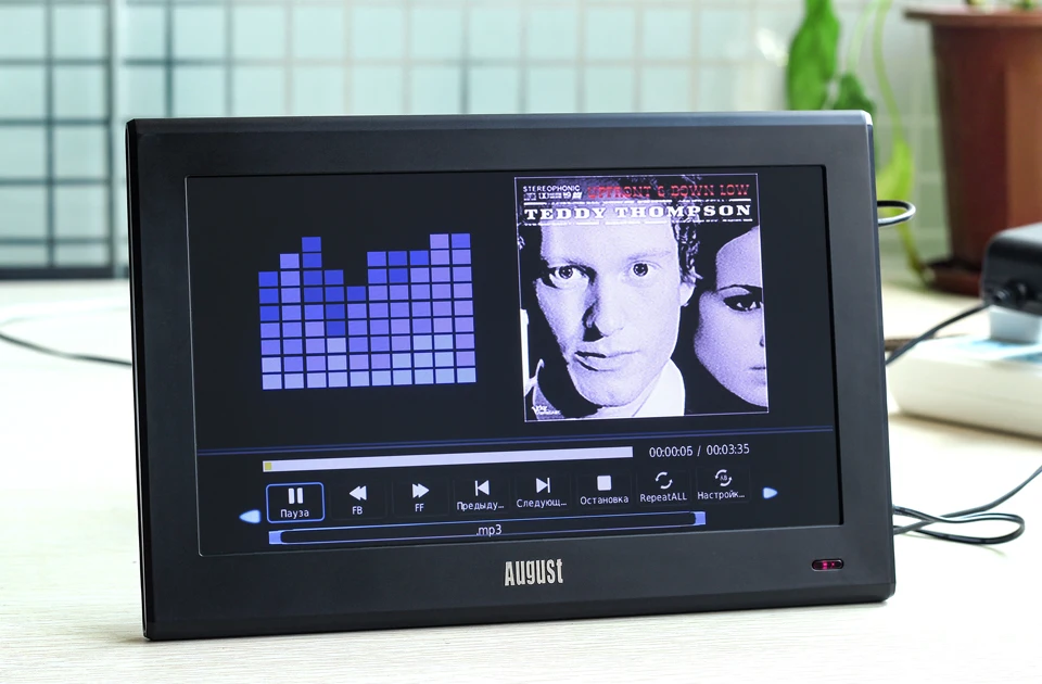 August DA100D 10.1'' Digital TV