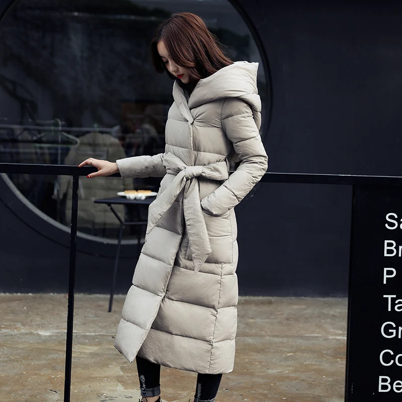 Новое поступление, зимняя женская куртка, модное пальто с капюшоном, с поясом, длинное, до колена, теплая, стильная женская куртка, Jaqueta Feminina ST311