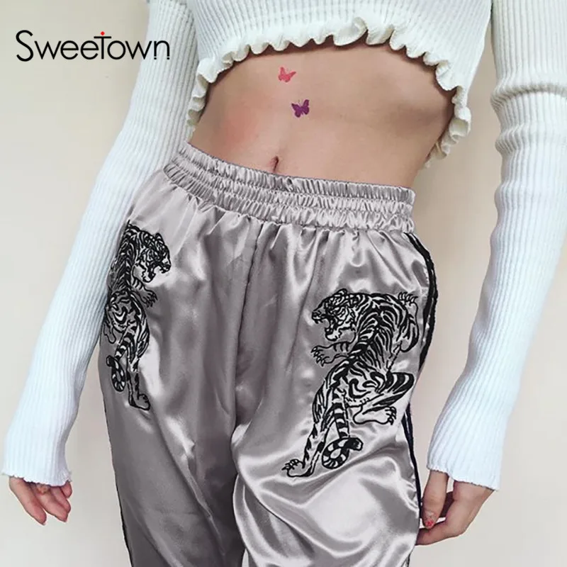 Sweetown/розовые повседневные атласные брюки; брюки с двойной вышивкой тигра; женские Серебристые спортивные брюки с высокой талией; полосатые брюки с боковой частью; Pantalon Femme