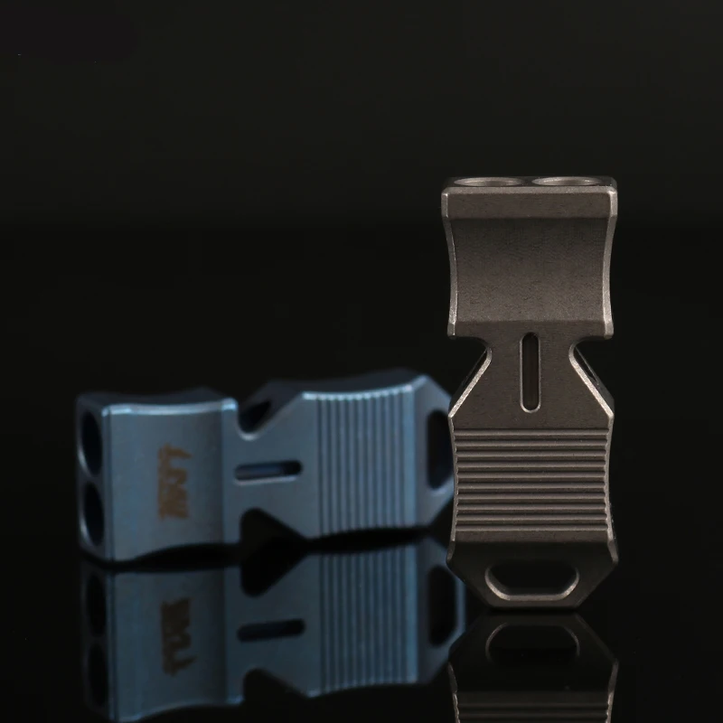 

Outdoor camping two tubes TC4 titanium alloy survival whistle high frequency sonic boom whistle EDC survival tools