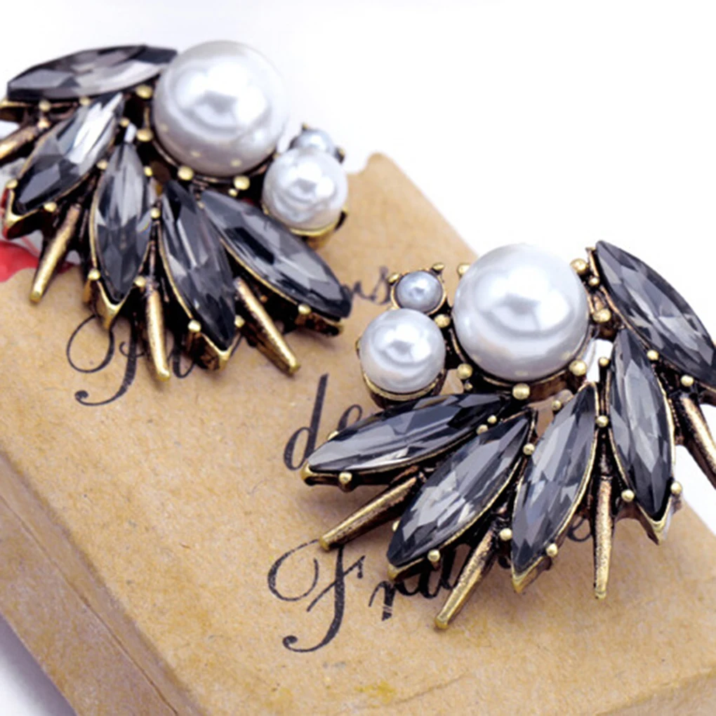 

Women Bead Crystal Rhinestone Irregular Stud Earrings Metal Spike Stud Earrings