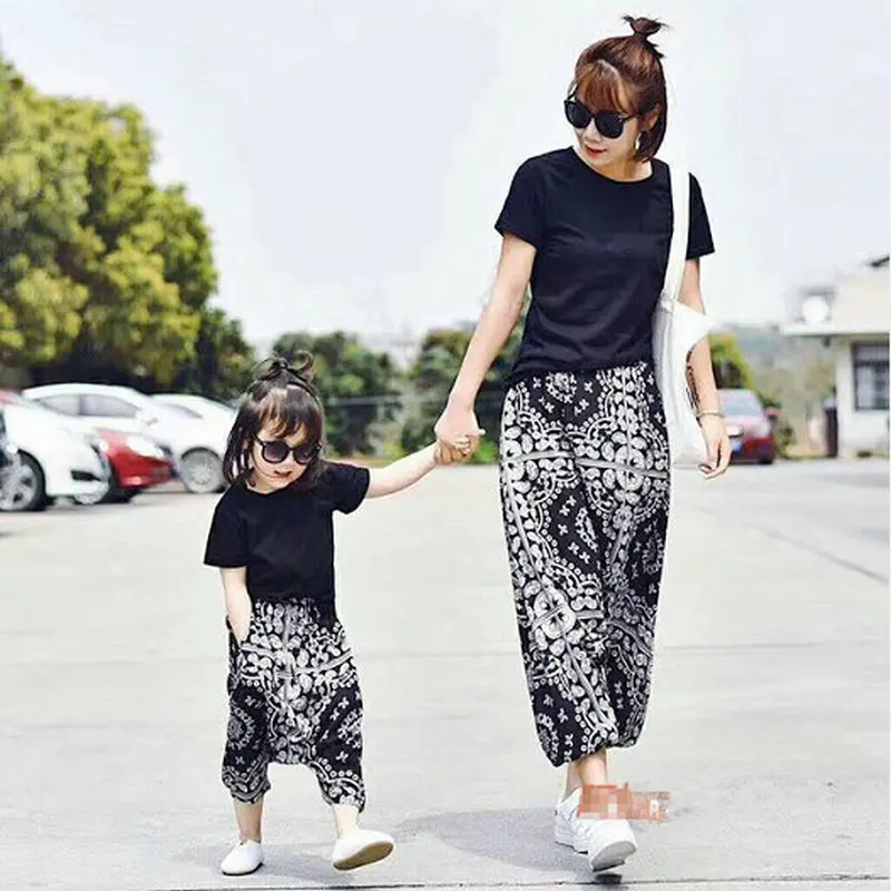 

Parent-child Children's Clothing Generation Boys and Girls Suit Family Wear Short-sleeved Two-piece Adult Version