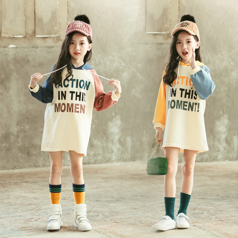 Одежда для больших детей; Новинка г.; осеннее длинное платье в Корейском стиле с буквенным принтом для девочек; От 4 до 15 лет одежда