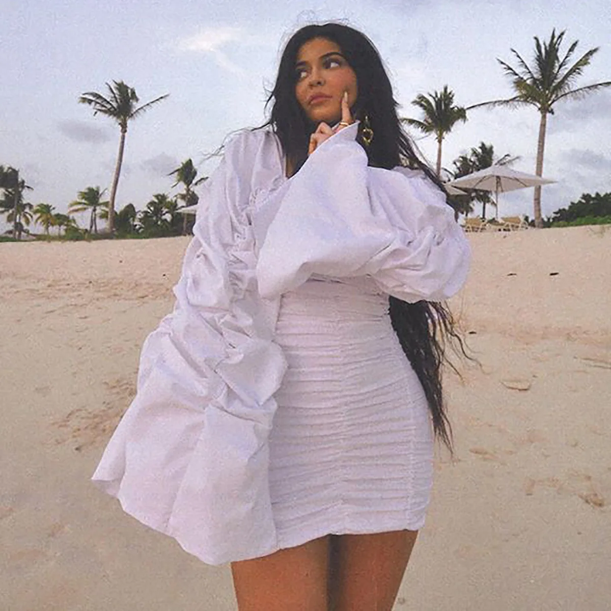 

Sexy Slash Neck Bodycon Pencil Party Dress Women 2019 Autumn Long Puff Sleeve Female Mini Pleated Dresses Casual robe femme New