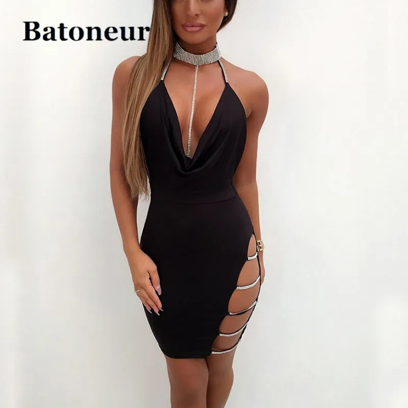 Colysmo-Women-Sexy-Halter-Crystal-Sequin-Dress-Backless-Metallic-Diamond-Bandage-Club-Bodycon-Dress-Party-Christmas (1)