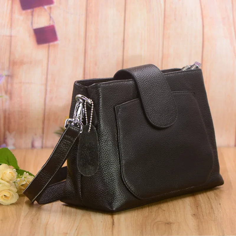 women shoulder bag