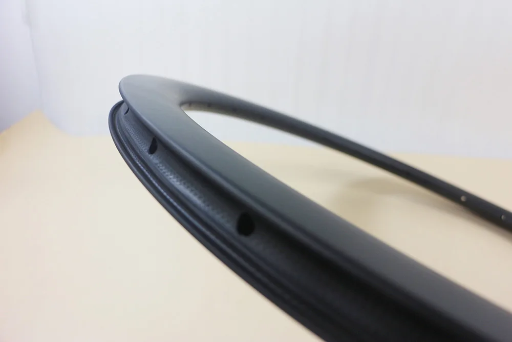 Excellent 45mm clincher tubeless U shape road disc brake carbon rim 700c 25mm wide 20 24 28 32 36 Holes no brake track disk bike wheel 3 Excellent 45mm clincher tubeless U shape road disc brake carbon rim 700c 25mm wide 20 24 28 32 36 Holes no brake track disk bike wheel 3