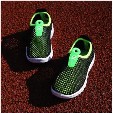 Новинка, детские кроссовки, детская обувь для бега, спортивная обувь для мальчиков, дышащие вязаные носки для девочек, кроссовки, Уличная Мягкая Повседневная обувь - Цвет: Флуоресцентный зеленый