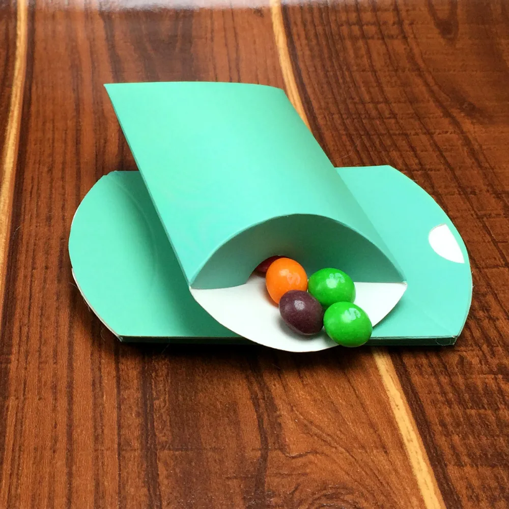 200 Pieces Mint Green Paper Pillow Shape Candy Boxes Party Wedding