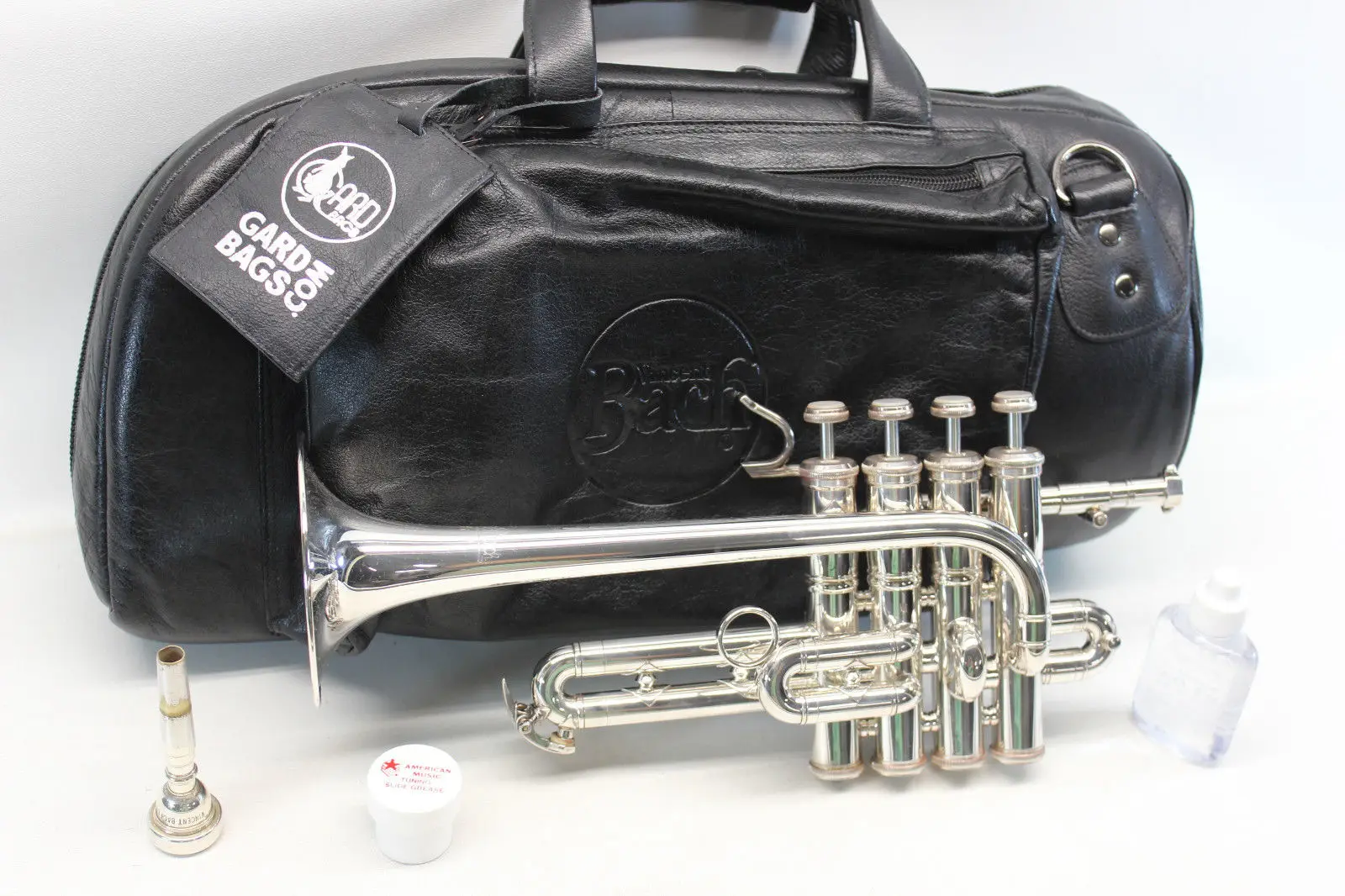 Bach VBS 196 Vincent Bach Series Bb / A Piccolo Trumpet VBS196 Silver with Casesilver minnow