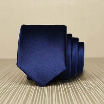 

2019 New Arrival Fashion Ties for Men Blue Elegant Tie 5CM Slim Silk Necktie Gravata for Men Solid Ties with Gift Box L5016