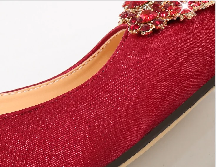 Элегантные женские свадебные туфли-лодочки; большие размеры 34-43; туфли на высоком каблуке с острым носком; шелковые туфли на шпильке; Sapatos; Свадебная обувь; Mujer; цвет красный, шампань, винный