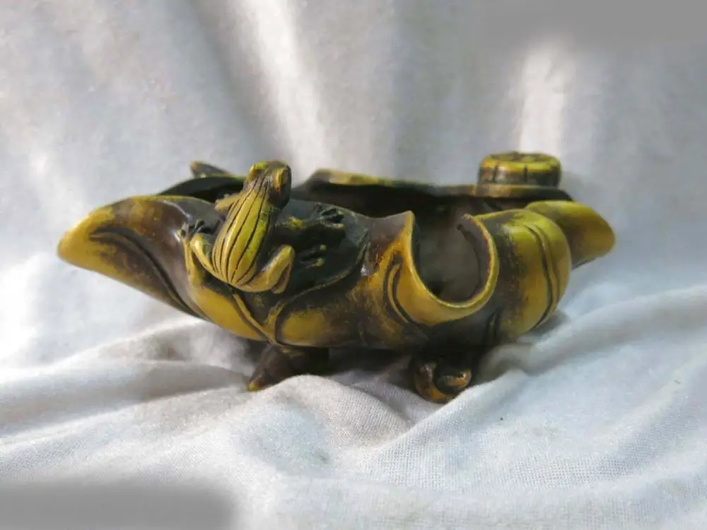 

DS China pure brass frog Hindu lotus seedpod lotus leaf writing-brush washer Statue