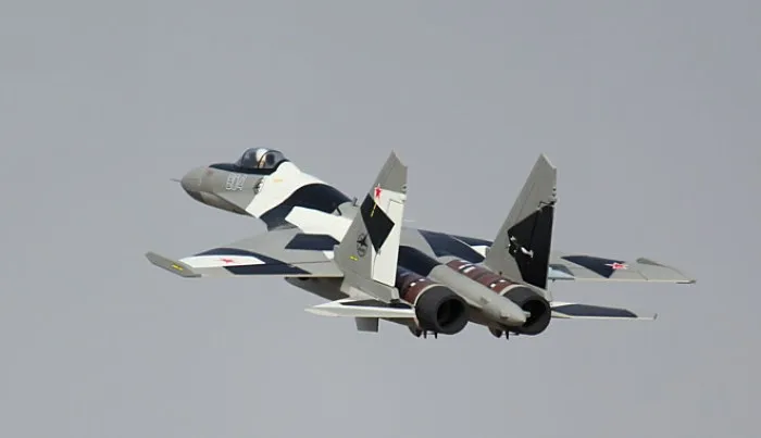 Модель самолета с дистанционным управлением Freewing Su35 SU 35 twin 70 мм EDF rc или выдвижной