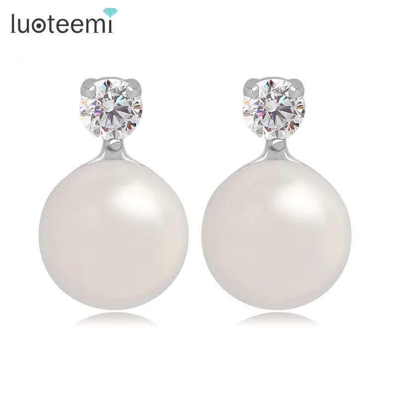 

LUOTEEMI Simple and Elegant Stud Earrings with Single Cubic Zirconia Small Earrings Imitation Pearl Earrings White Gold-Color