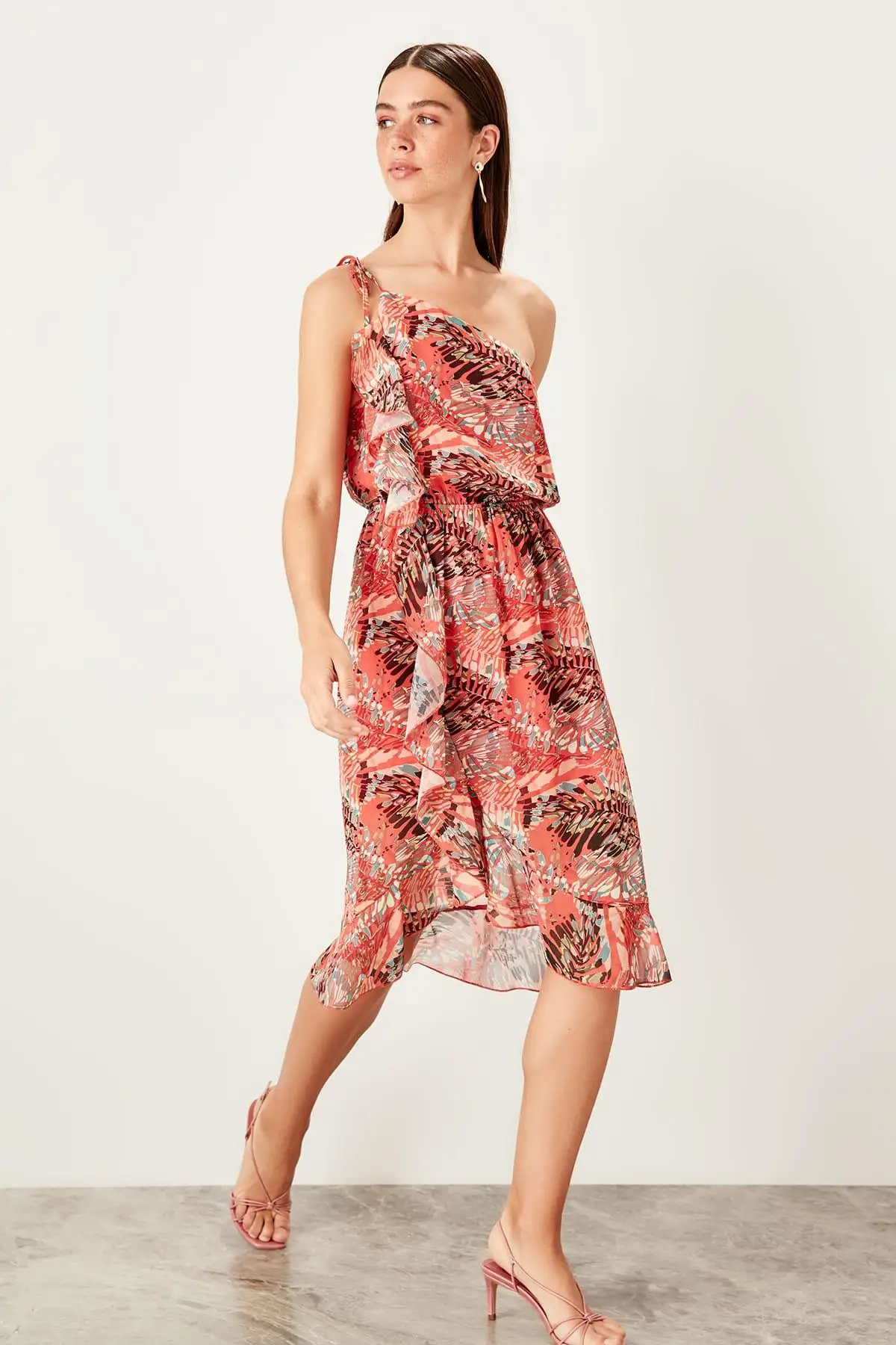 

Trendyol Multicolour Ruffle Detail Dress TWOSS19LJ0363