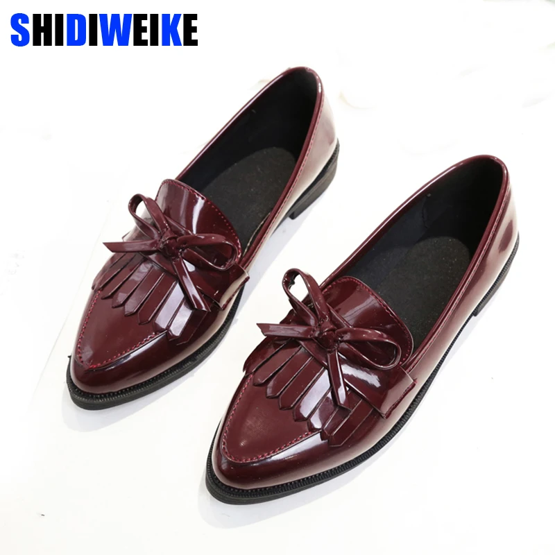 Prix 2018 Marque Chaussures Femme Casual Gland Arc Bout Pointu Noir Oxford Chaussures pour Femmes Appartements Confortable Glissement sur Les Femmes Chaussures M326