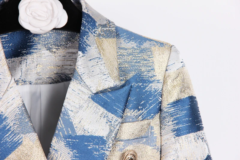 S-3XL Высококачественная Новинка 2019 года; Модная шелковая ткань с тисненым принтом; Повседневная тонкая золотая кнопка-застежка; женские