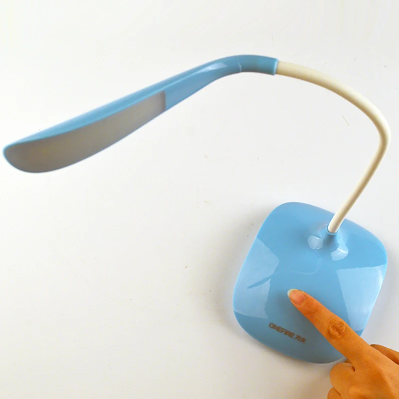 High Quality Adjustable intensity USB Rechargeable LED Desk Table Lamp