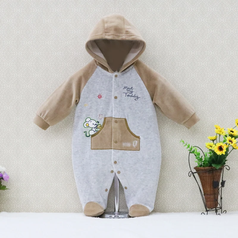 2018 Spring autumn soft velvet baby clothing buckle front opening child