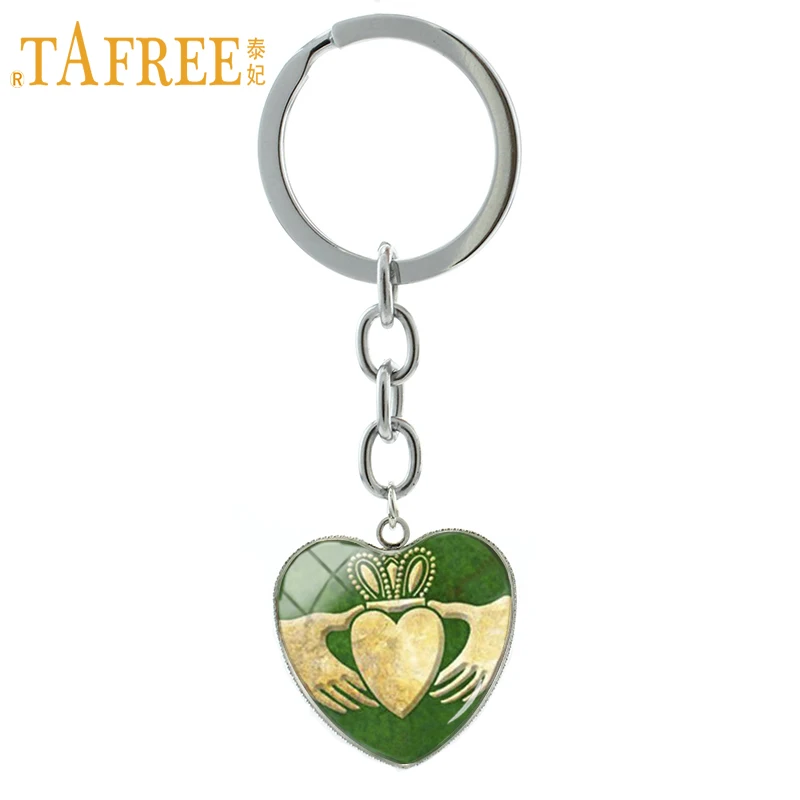 

Claddagh Celtics Keyring Irish green gold st. patrick's day Heart Hands keychain Celtics Knot Cross Mandala key chain ring HP147
