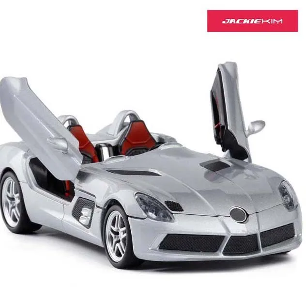 

High Simulation 1:24 SLR Alloy Sports Car Model Toys Car Silver With Sound Light Vehicles Kids Gifts Collection Free Shipping