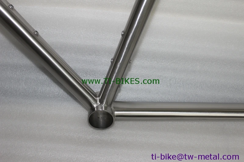 Discount custom titanium tandem bike frame and fork, high quality titanium frame and fork, best sheller titanium tandem MTB frames 4 Discount custom titanium tandem bike frame and fork, high quality titanium frame and fork, best sheller titanium tandem MTB frames 4