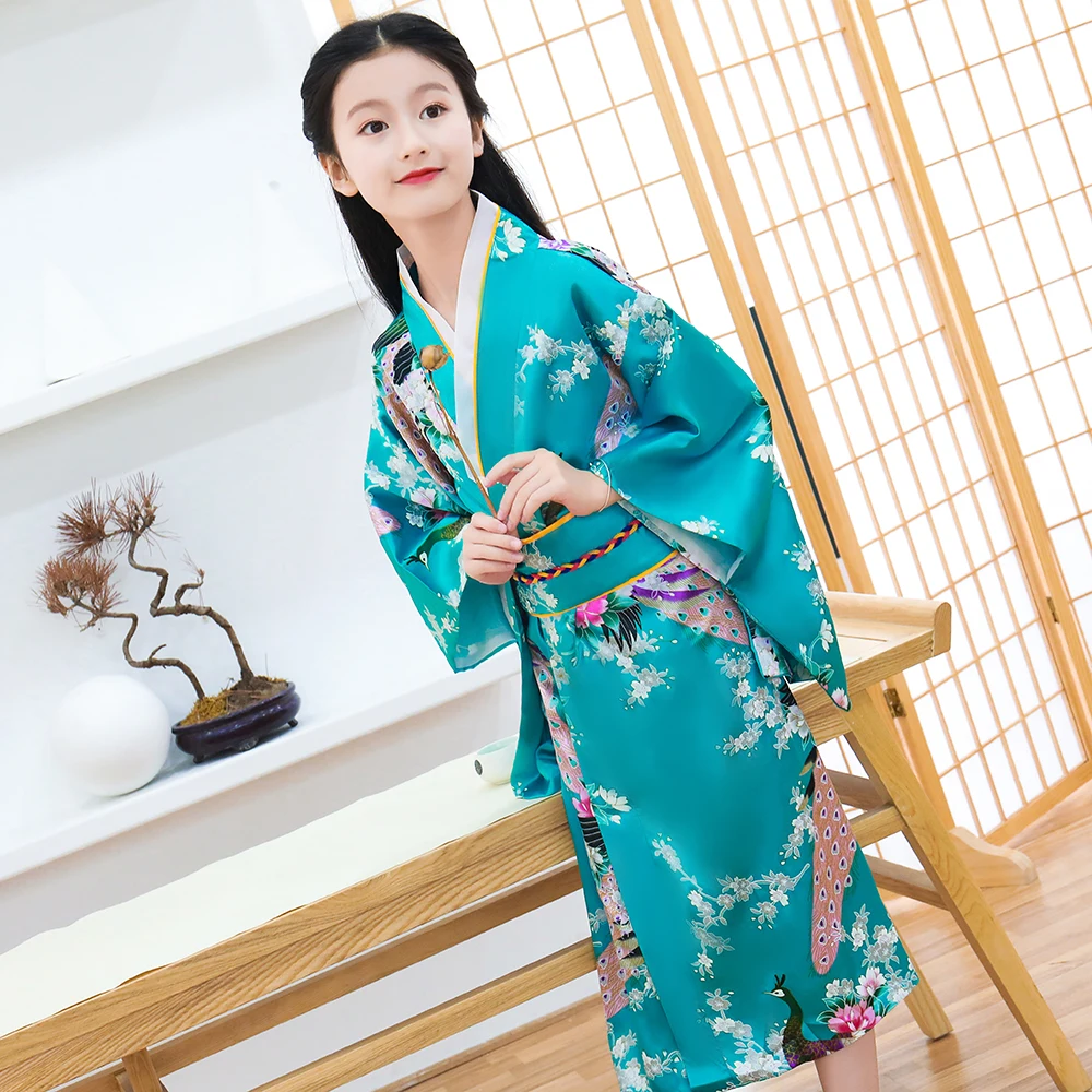 Japanese Style Vintage Traditional Kimono Halloween Girls Cosplay Costume Elegant Sakura Suit Print Peacock Children Robe Gown Japanese Style Vintage Traditional Kimono Halloween Girls Cosplay Costume Elegant Sakura Suit Print Peacock Children Robe Gown