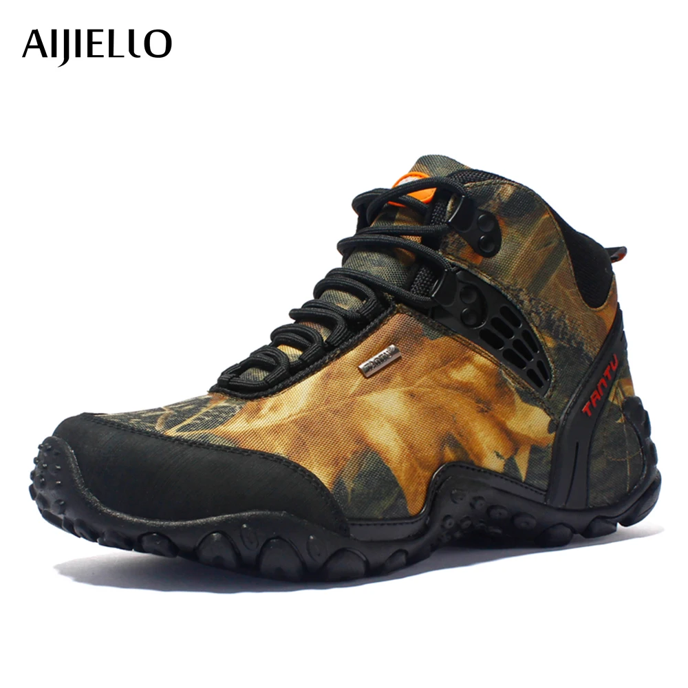 New waterproof canvas hiking shoes boots Anti skid Wear resistant