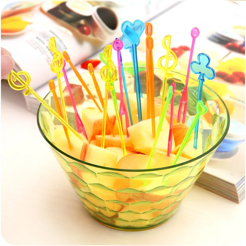 

50pcs Plastic Disposable Forks Stick Food Picks Love Heart creative Fruit Fork Set Party Cake Salad Vegetable Forks Picks