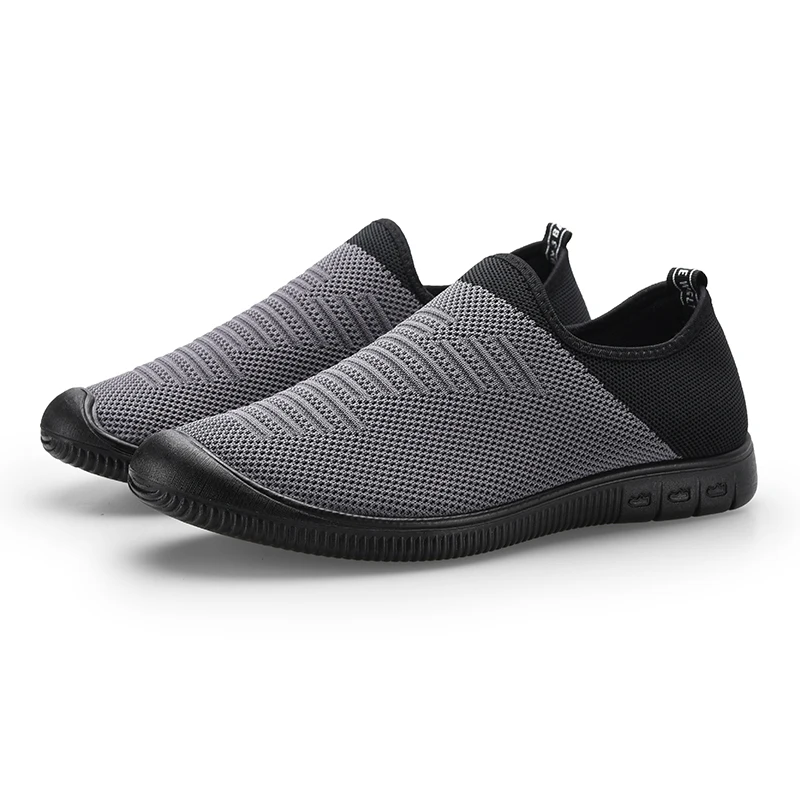 2019 New Fashion Men Shoes Brand Flats Breathable Slip on Man Outdoor Walking Sneakers Gray Black Lightweight Male Trainer