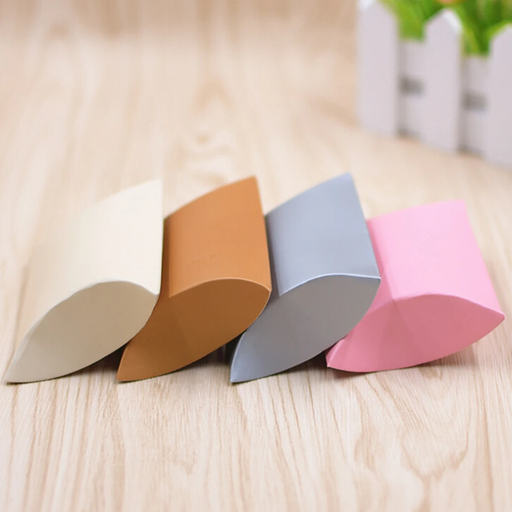 100pcs Favor Candy Box Gift Bag Craft Paper Pillow Shape Wedding Favor Gift Boxes Party Box Bags Eco-friendly kraft promotion