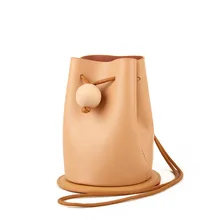 New arrival Designer Fringe Drawstring Bucket Bag Genuine Leather Handbag Fashion Ladies Tassel women messenger bags RY8003