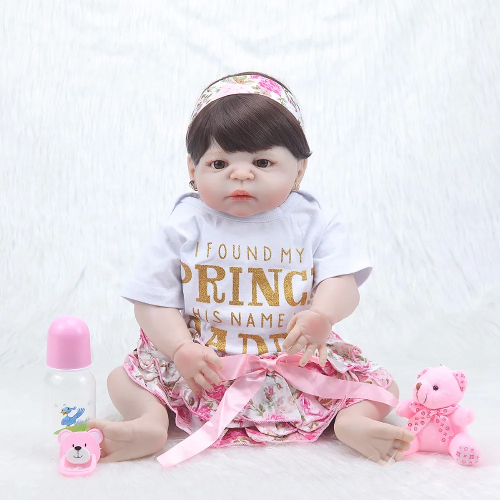 

NPKCOLLECTION57cm Fashion bebe bonecas simulation newborn baby girl with black and toy bear silicone reborn baby dolls