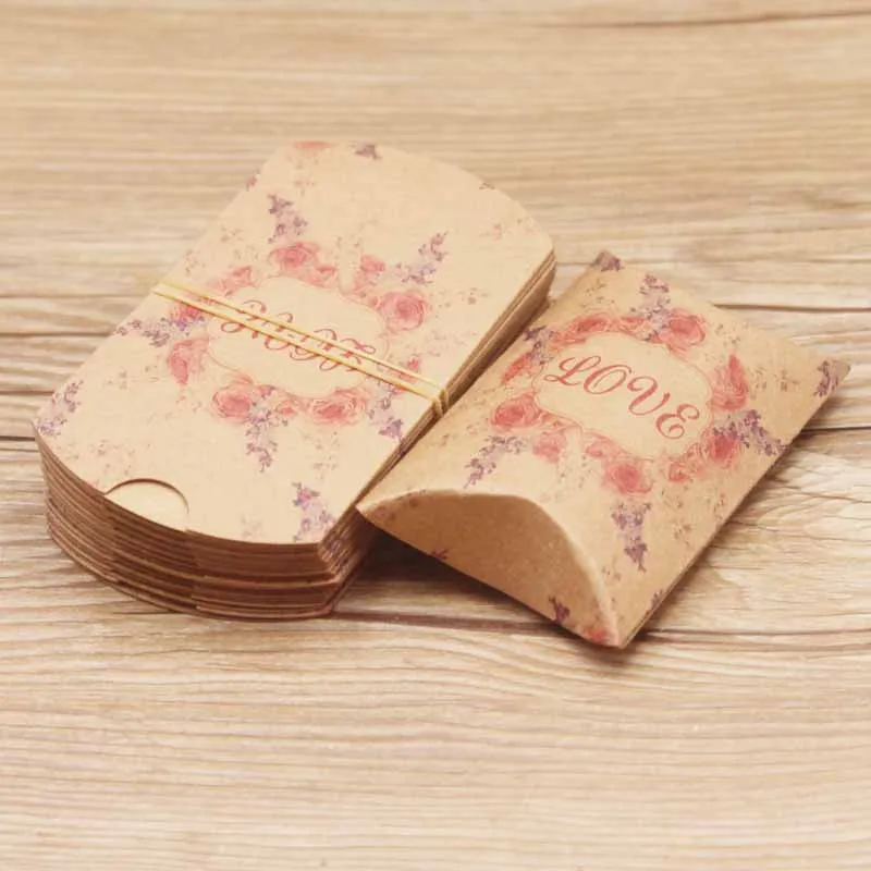 10/20/50pcs white / Kraft Paper Box Pillow  Gift Box Wedding Favor Gift Boxes For Home Baby Shower Kids Birthday Party