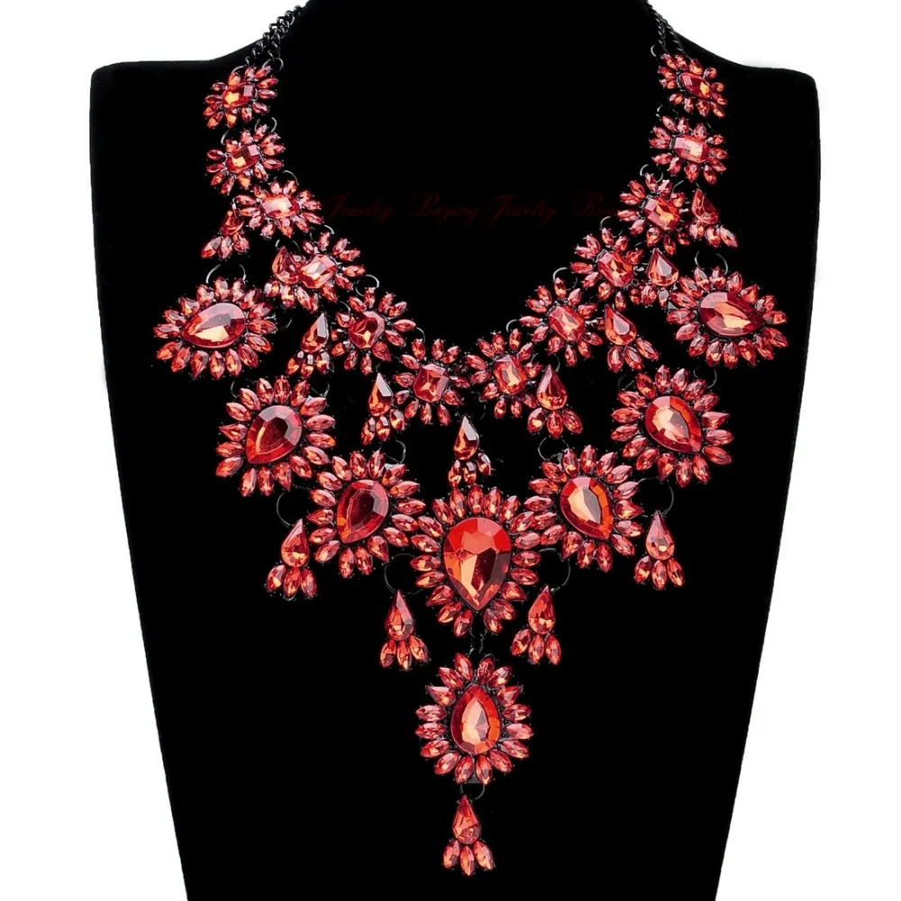 

New Arrival Fashion Design Black Chain Big Chunky Statement Elegant 5 Colors Crystal Pendant Necklace For Women Jewelry