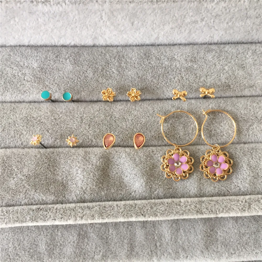 

LOVELY GOLD COLOR PLATING PEACH STONE FLORAL RIBBON 6 PAIR EARRING SET FOR WOMEN