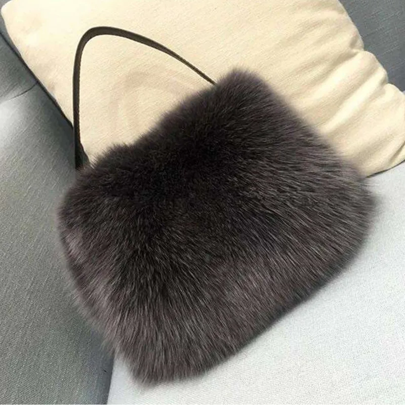 9269546444_1869021505_