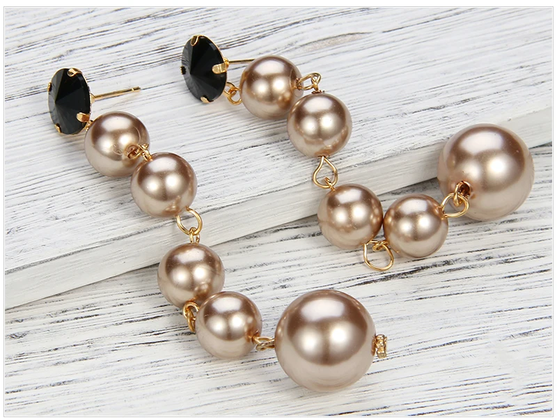 Balls-earrings-Details_04