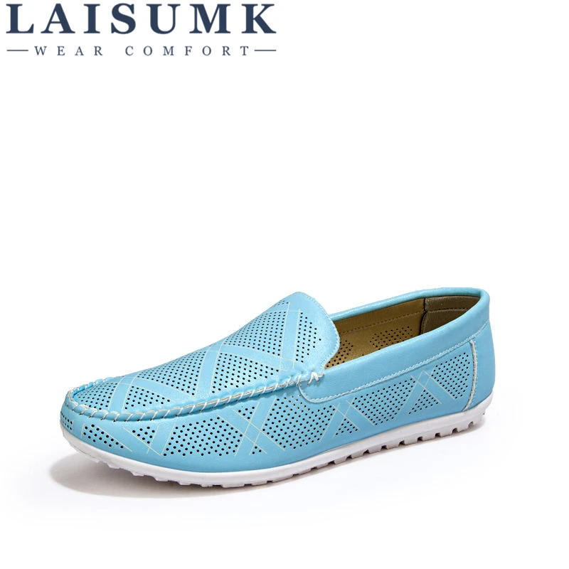 

2019 LAISUMK Summer New Design Leather Shoes Men Punching Breathable Slip on Men Loafers Fashion Walking Durable Flats Men Shoes