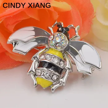 CINDY XIANG 2017 New Summer Style Rhinestone Small Bee Brooches Enamel Pin Unisex Brooch Pin Party Coat Jewelry Backpack Badges