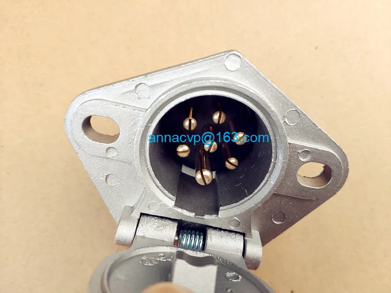 trailer connector adapter 7 way RV style blade plug to 7 pole round pin socket (7)