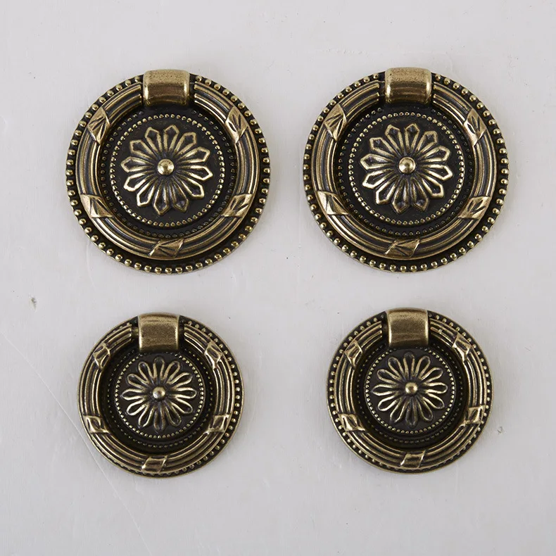 

Drawer small pull cabinet door of antique zinc alloy European furniture clothes cabinet hand hold hand pull ring