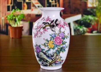 

CHINESE FAMILLE ROSE PORCELAIN HANDMADE PAINTING FLOWER&BIRD VASE QP40013
